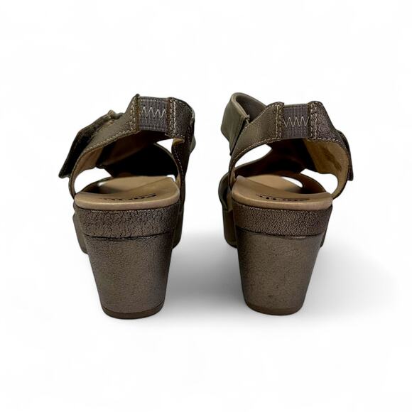 Earth Women's Khaya Kendi Wedge Sandal 8.5 Metal Alloy Copper Comfort Sandals - Picture 6 of 11